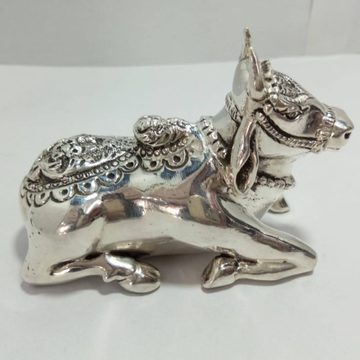 Pure silver nandi in sitting pose po-174-02 by 