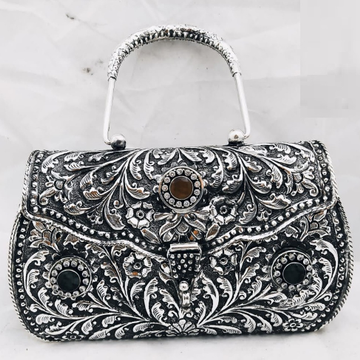 CHITAI PURSE @ Exclusively Different from Code Silver | StoryLTD