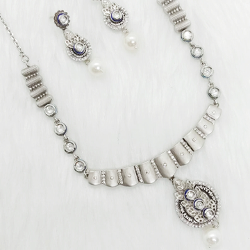 Pure silver kundan necklace for ladies and a pair... by 