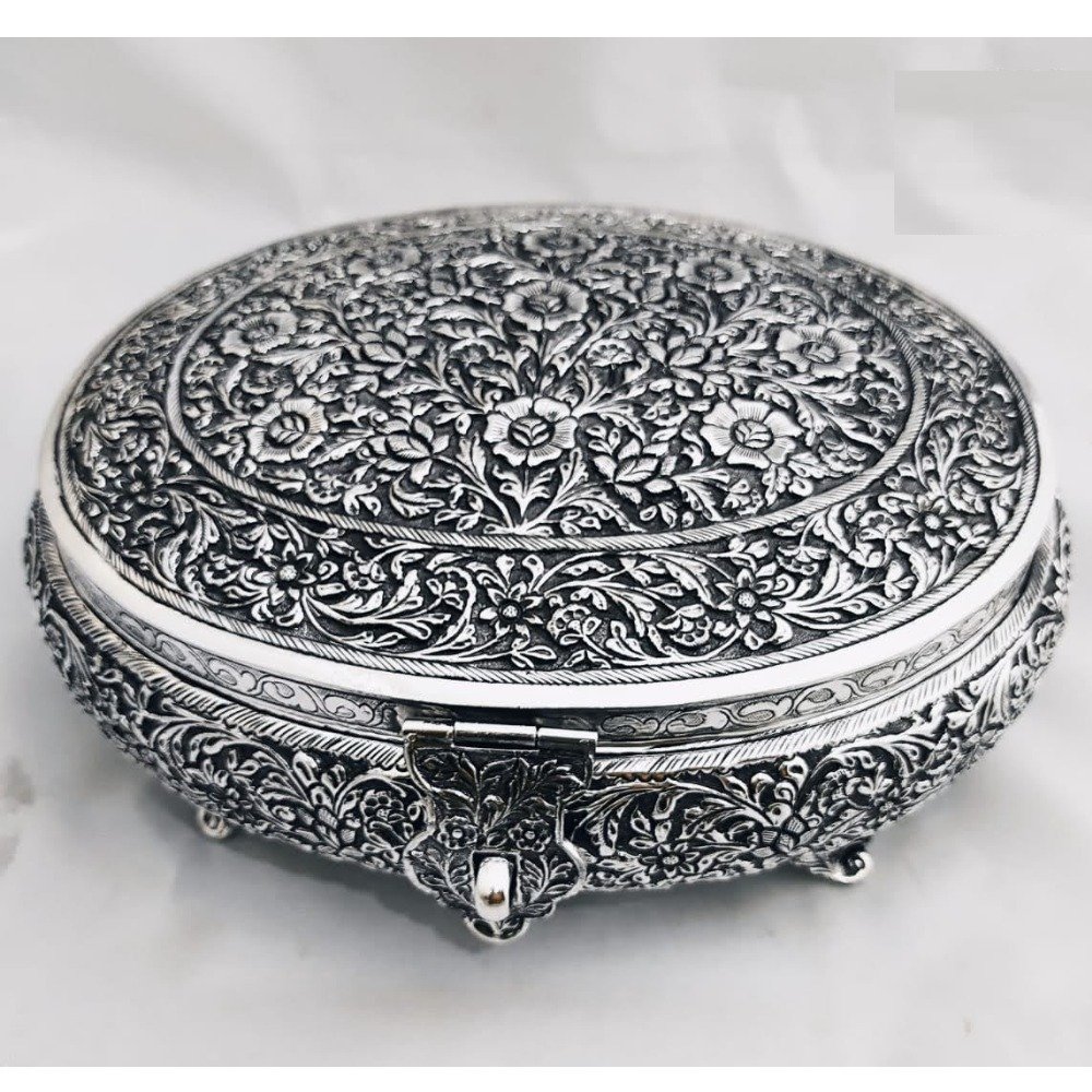 925 pure silver Stylish dry fruit box in deep carvings pO-147-14