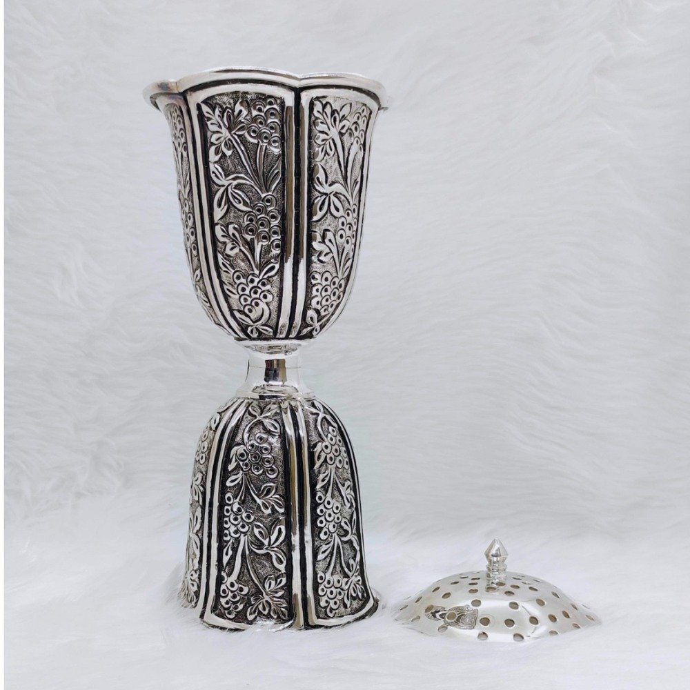 Pure silver peekdaan in antique nakashi by maanniya