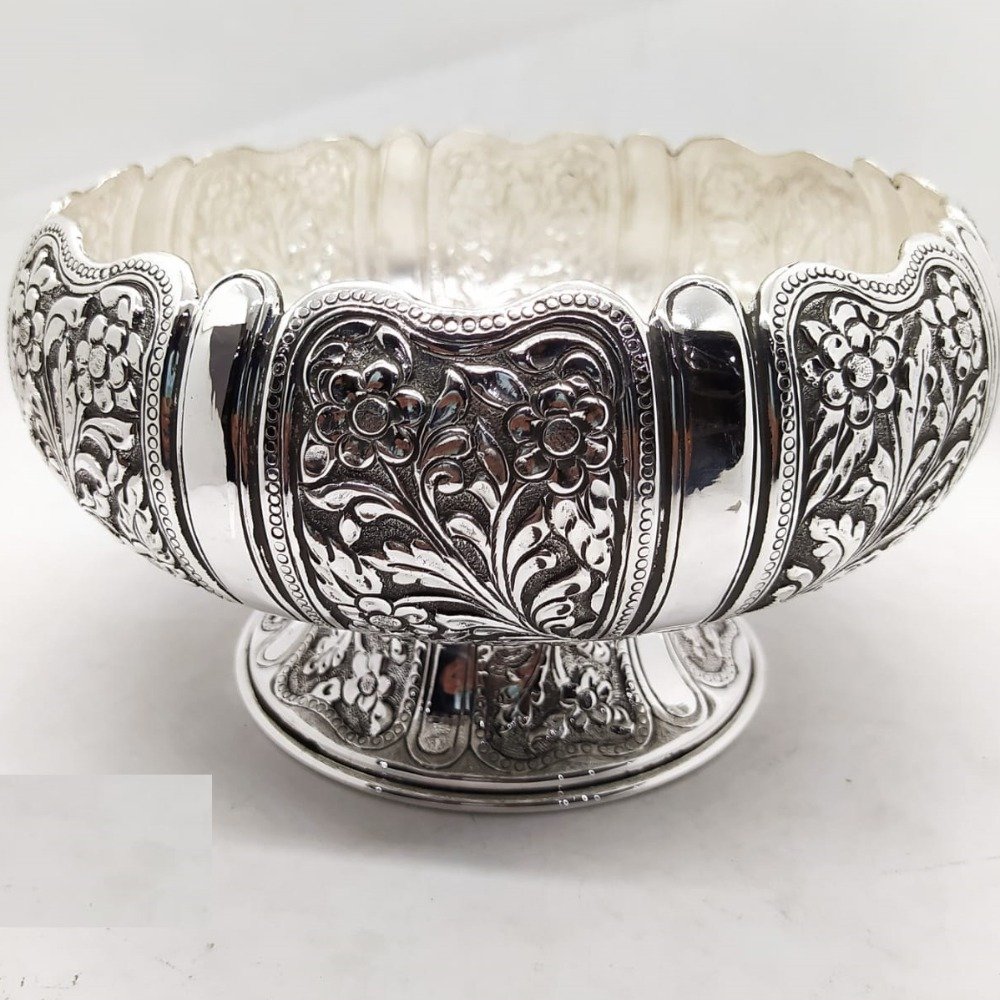 925 Pure Silver Designer Fruit & Flower Basket in Fine Carving Work.