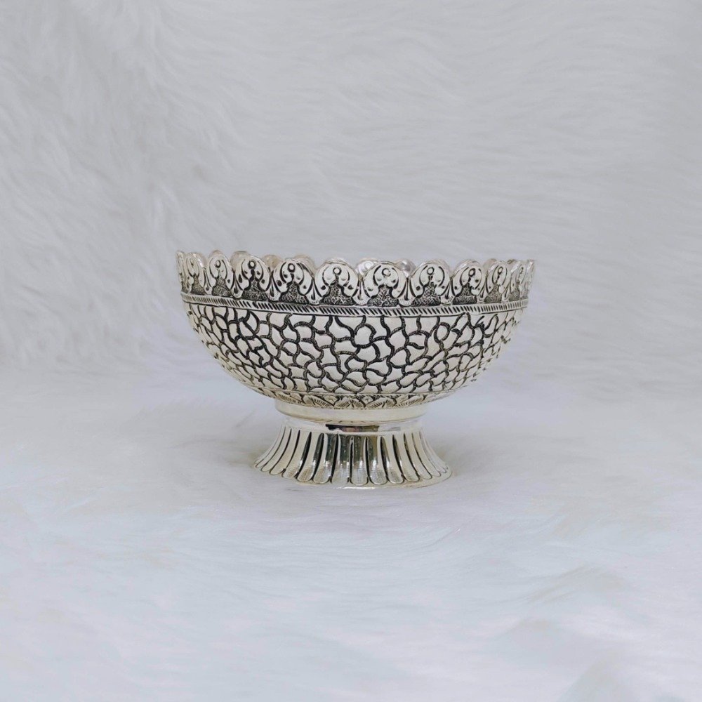Hallmark silver bowl in snake skin motifs by puran
