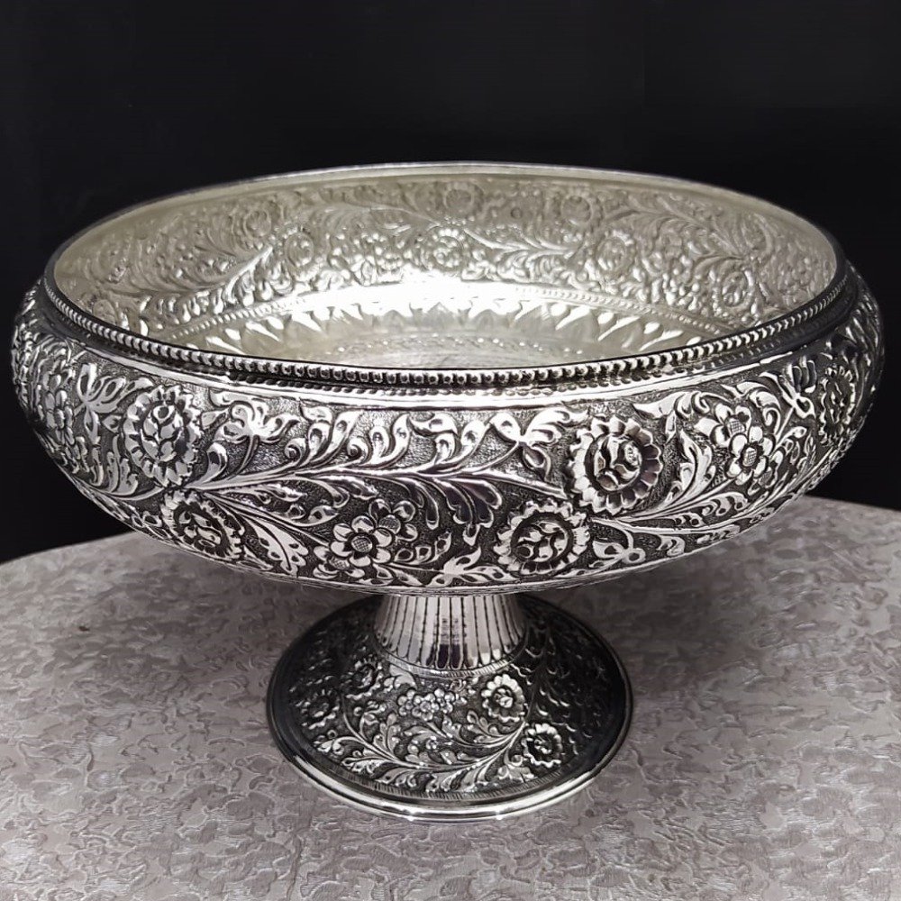 Puran real silver stylish fruit basket in antique look.